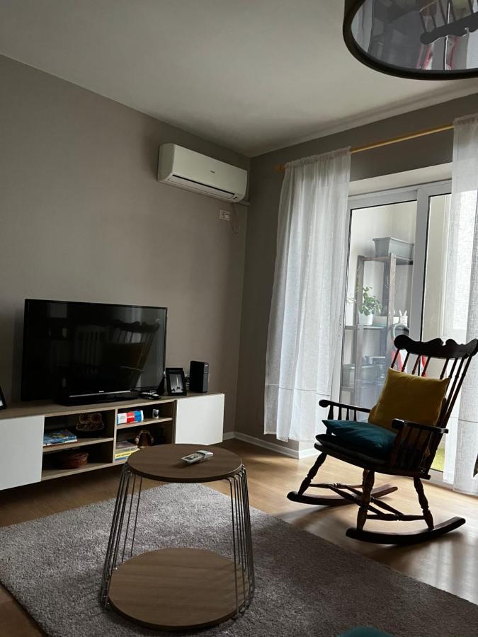 Bllok Area Apartment Tirana Bagian luar foto